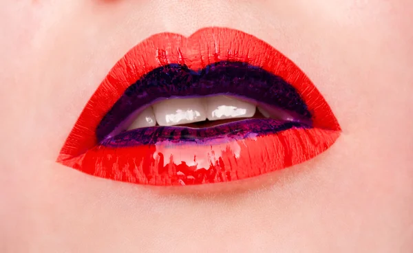 Glamour fashion bright pink lips gloss make-up with gold glitter. — Stock Photo, Image