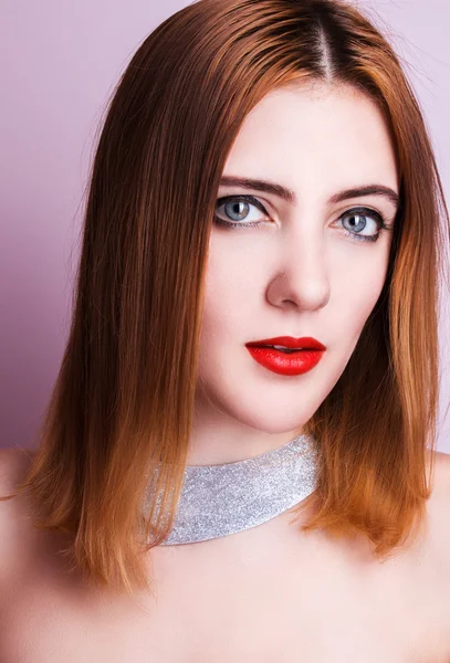 onun saçları güzel seksi kız. Güzellik - moda