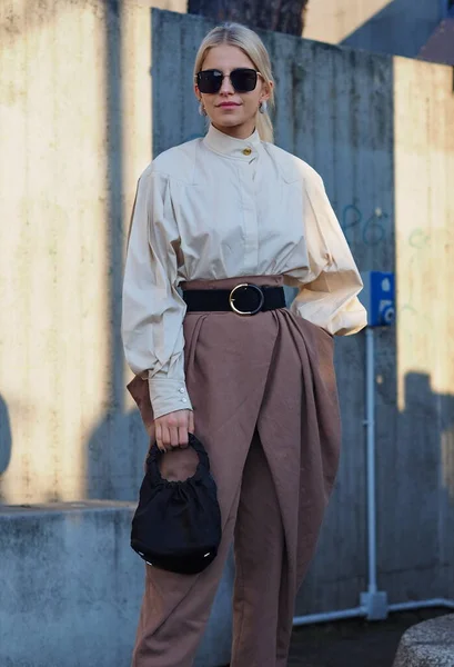 Milan Italy February 2020 Fashion Blogger Caroline Daur Street Style — Stock Photo, Image