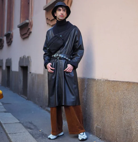 Fashion Blogger Street Style Outfit Przed Pokazem Mody Vivetta Podczas — Zdjęcie stockowe