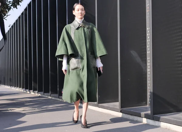 Fashion Blogger Street Style Gucci Fashion Show Milano Fashion Week — 스톡 사진