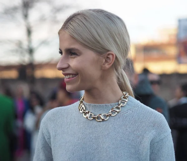 Caroline Daur Street Style Outfit Prada Fashion Show Milan Fashion — Stock Photo, Image