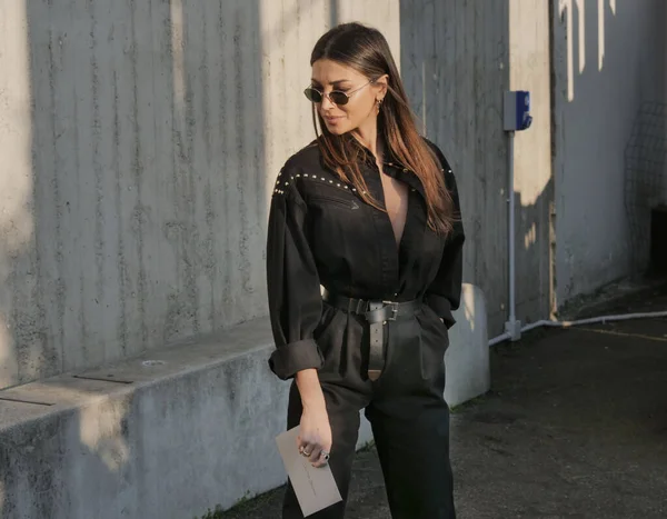 Cristina Buccino Street Style Outfit Före Alberta Ferretti Modevisning Milano — Stockfoto