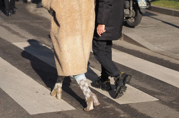 Fashion Bloggers Street Style Outfits Armani Fashion Show Milano Fashion — Zdjęcie stockowe