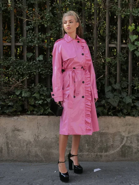 Módní Blogger Street Styl Oblečení Msgm Módní Přehlídka Miláně Módní — Stock fotografie