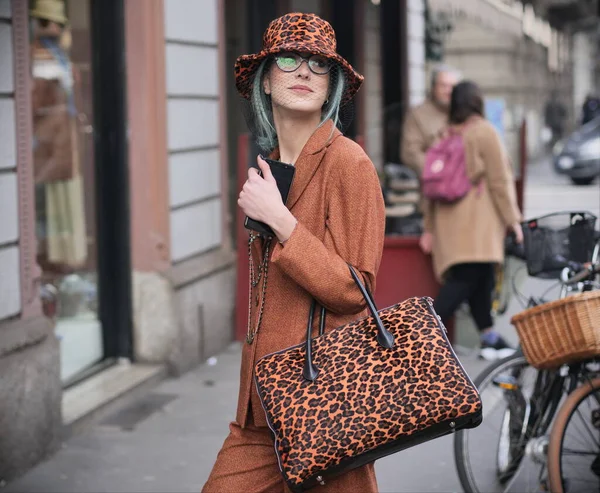 Milano Moda Haftası 2020 2021 Calcaterra Defilesinden Önce Moda Blogger — Stok fotoğraf