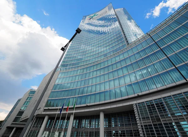 Palazzo Della Regione Felhőkarcoló Olasz Lombardia Régió Közigazgatási Központja Milánóban — Stock Fotó