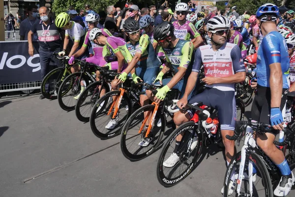 Comenzando Milano Sanremo Una Las Carreras Ciclismo Más Importantes Del —  Fotos de Stock