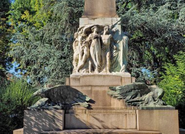 Obelisk, Sant 'Eusebio Meydanı, Vercelli, Piedmont, İtalya