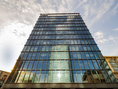 Porta Nuova 'da Skycraper Milano, Lombardy, İtalya' da yeni modern bölge