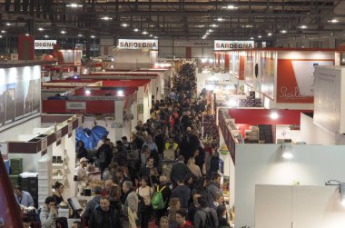  Sanatçılar Milan, İtalya 'da fuar fuarı 