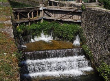 Leonardo da Vinci Şelalesi Cornate d 'Adda, Lombardy, İtalya.