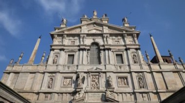 Santa Maria Kilisesi presso San Celso, Lombardy, İtalya