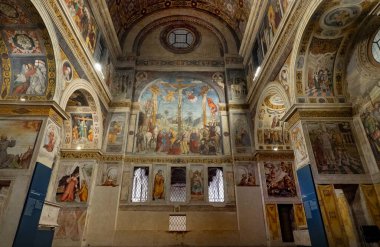 San Salvatore Manastırı 'nın iç manzarası Santa Giulia Müzesi Brescia, Lombardy, İtalya.