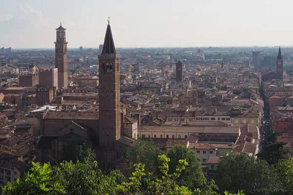 Verona panoramik şehir manzarası, Veneto, İtalya