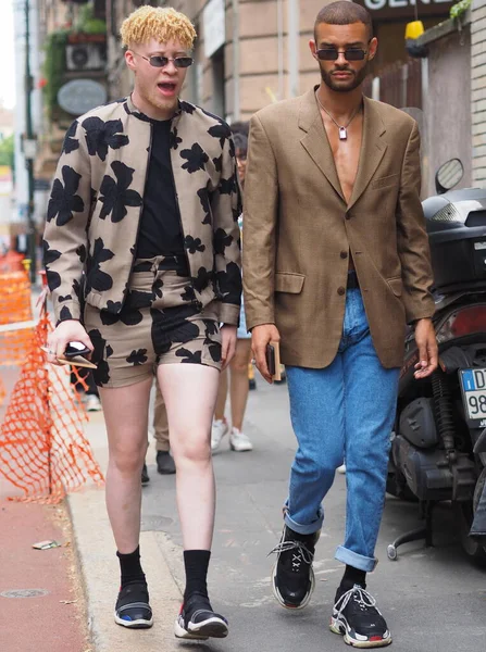 Moda Bloggers Street Style Outfits Neil Barrett Fashion Show Milano — Fotografia de Stock