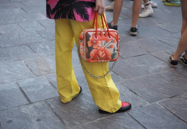 Fashion Blogger Street Style Outfit Prima Della Sfilata Palm Angels — Foto Stock