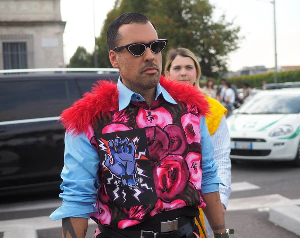 Moda Blogger Street Style Outfit Antes Del Desfile Moda Prada — Foto de Stock