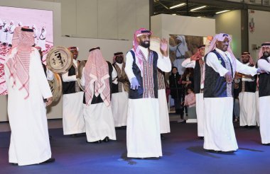 Tipik yerel ürünler olan zanaatkarlar yiyecek, folklor, müzik ve dans yok. Rho, Milan, İtalya.