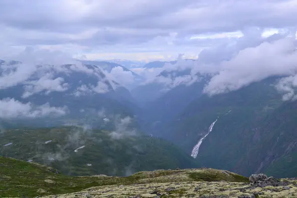 Skandinav Dağlarının Doğası — Stok fotoğraf