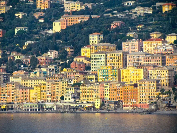 Camogli town houses from the sea — Stock Photo, Image