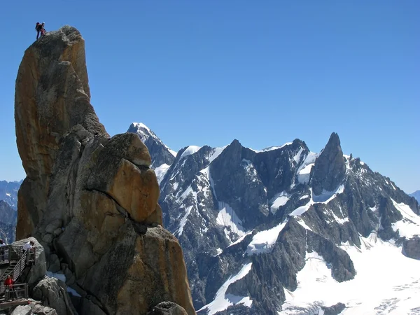 Montagne alpi neve Monte Bianco persone arrampicata — Foto Stock