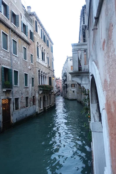 Foto Van Gracht Gebouwen Venetië Italië — Stockfoto