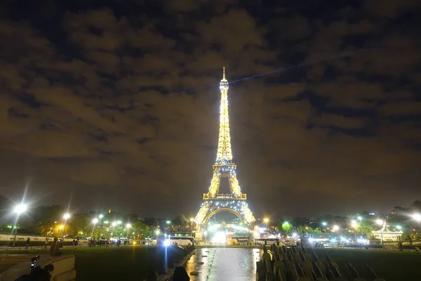 Vista Notturna Della Torre Eiffel Francia — Foto Stock