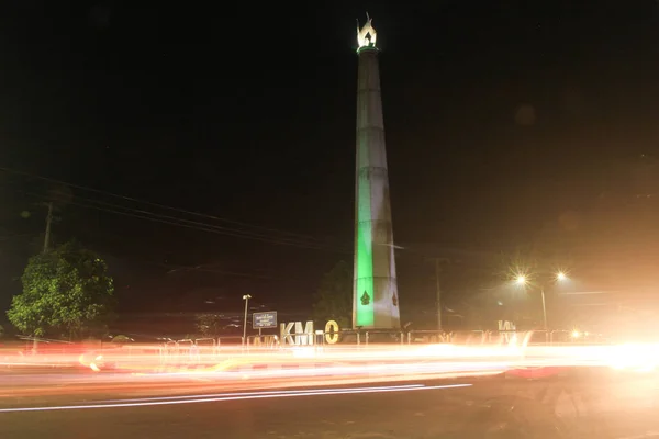 Luzes Rua Monumento Encruzilhada Kajen Pekalongan Java Central Indonésia — Fotografia de Stock