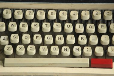 Güzel ve eşsiz antik daktilo 