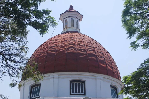 位于爪哇中部三宝良市的布洛克教堂的文化遗产建筑 作为旅游胜地 具有独特的哥特式艺术建筑 — 图库照片