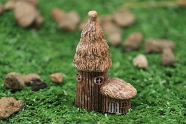 Fantezi dünyasındaki eşsiz minyatür cüce ev köyü