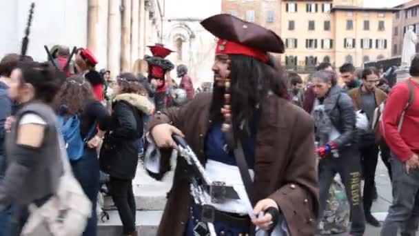 Lucca Italien November 2017 Cosplayer Verkleidet Als Jack Sparrow Bei — Stockvideo