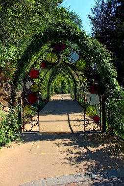 Merano, İtalya, Ağustos 2018: Merano 'daki Trauttmansdorff botanik bahçeleri