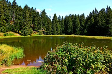 Siyah Monte San Vigilio Gölü