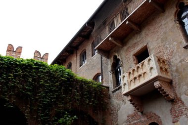 Juliet 'in Verona' daki balkonunda