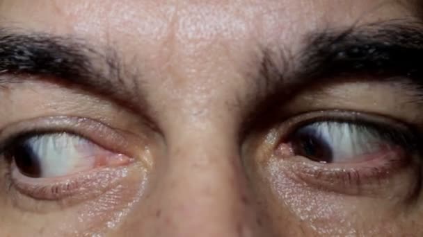Bir Adamın Korkmuş Gözleri — Stok video