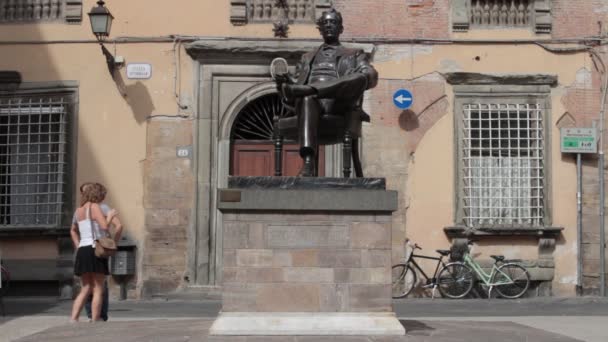 Lucca Toscana Italia Septiembre 2019 Estatua Del Músico Compositor Toscano — Vídeo de stock