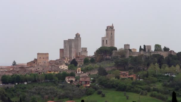 Vista Panoramica Sulla Città Medievale San Gimignano Sotto Cielo Grigio — Video Stock