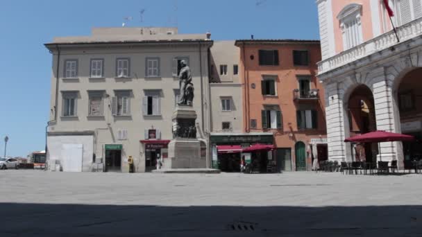 トスカーナ イタリア 2020年6月23日 ジュゼッペ ガリバルディ像とガリバルディ広場 — ストック動画