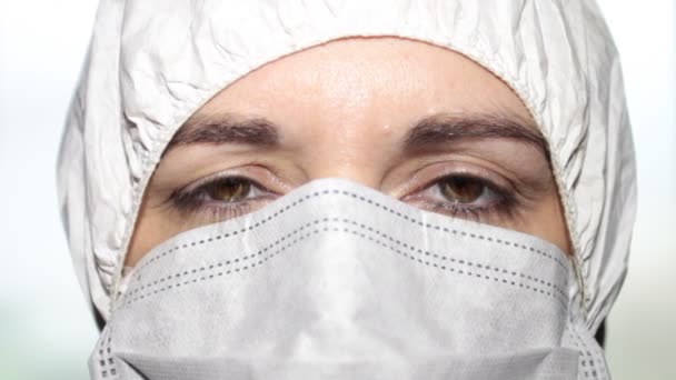 Gros Plan Médecin Femme Avec Costume Masque Protection Contre Virus — Video