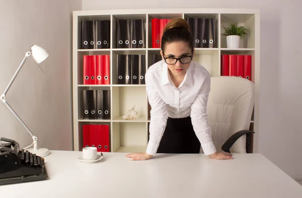 Mulher de negócios irritada — Fotografia de Stock