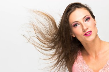 Saç, izole akış ile güzel seksi kız