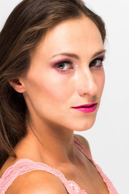 güzel bir kadın yüzü izole