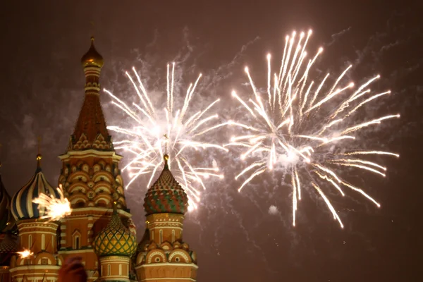 Moskva ohňostroj na nový rok večer, venku — Stock fotografie