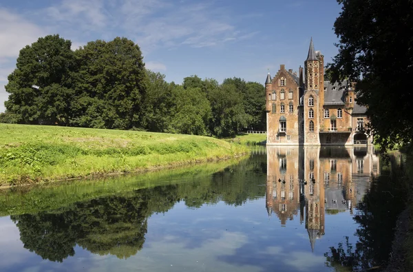 Wissekerke slott i Bazel — Stockfoto