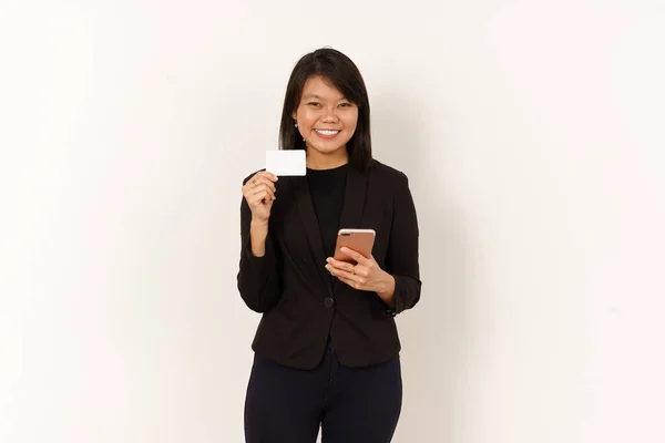 Mooie Aziatische Vrouw Dragen Zwart Pak Holding Blanco Creditcard Houden — Stockfoto