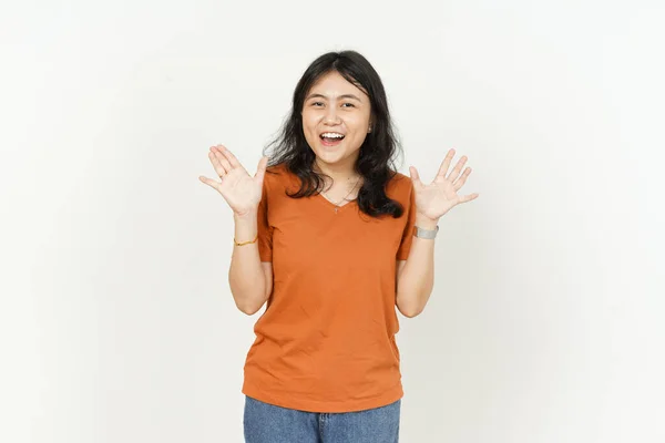 Sorriso Feliz Bela Mulher Asiática Vestindo Camiseta Laranja Isolada Fundo — Fotografia de Stock