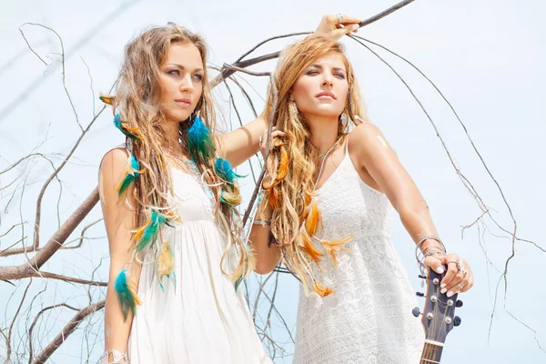 Attraktive Boho-Girls — Stockfoto