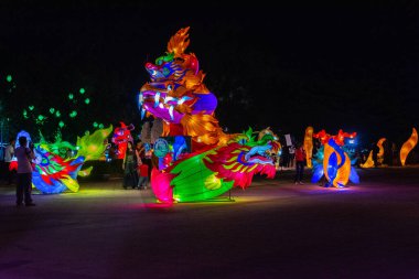 Nakhonsawan, Tayland - Aralık 2018: Çin Yeni Yılı kutlamak için Fener kukla festivali, Nakhonsawan, Tayland 'da turizm merkezi